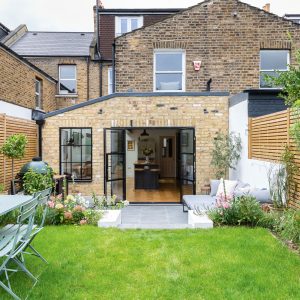 Flat Roofs: A Practical Roofing Solution for Modern Homes